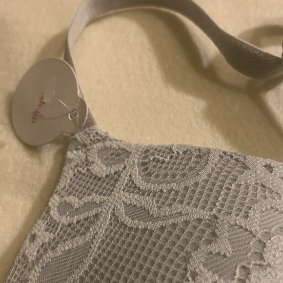 Ladies 32A Bra Lot - Picture 5 of 6